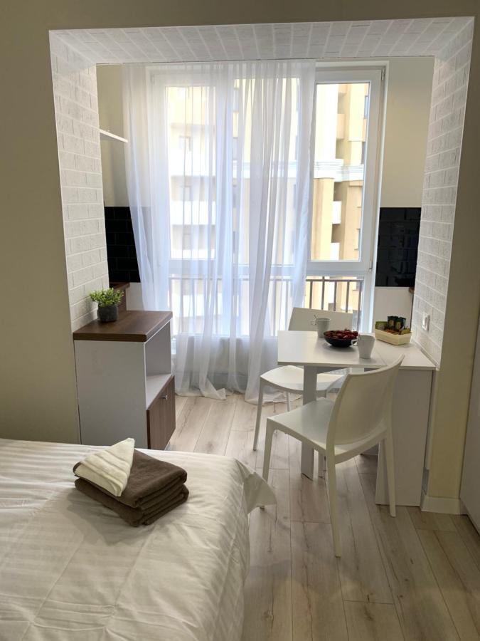 Светлая Студия В 3-Х Мин. От Южд Kharkiv Exterior photo
