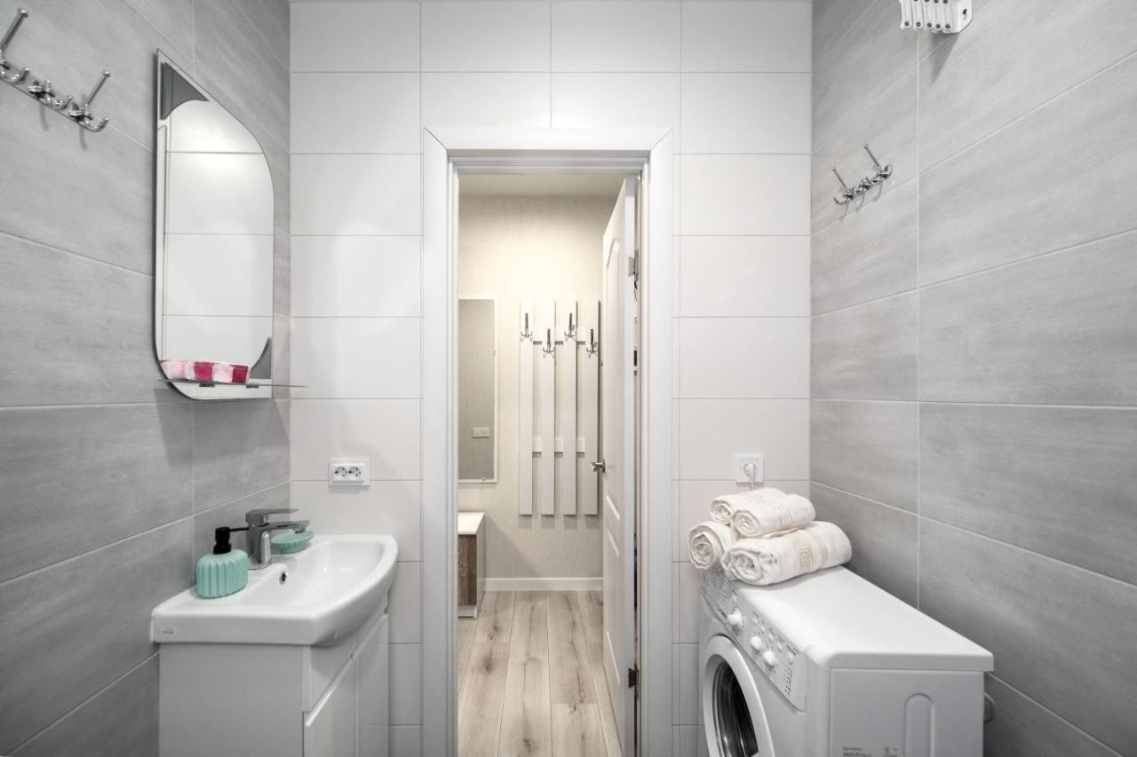 Светлая Студия В 3-Х Мин. От Южд Kharkiv Exterior photo